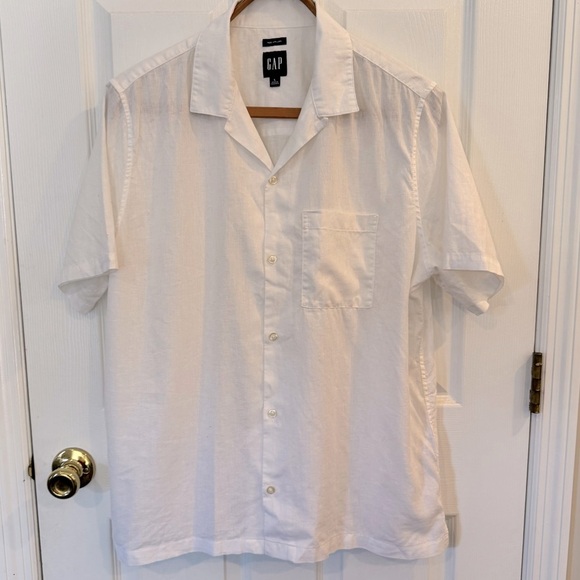 Gap Men’s Linen‑Cotton Resort Shirt – Optic White, Short Sleeve Like New - Large - Picture 1 of 7